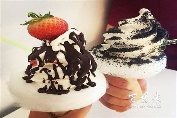 夏天不用在外面買冰淇淋了，自己要家就可以做一款芒果酸奶冰淇淋！