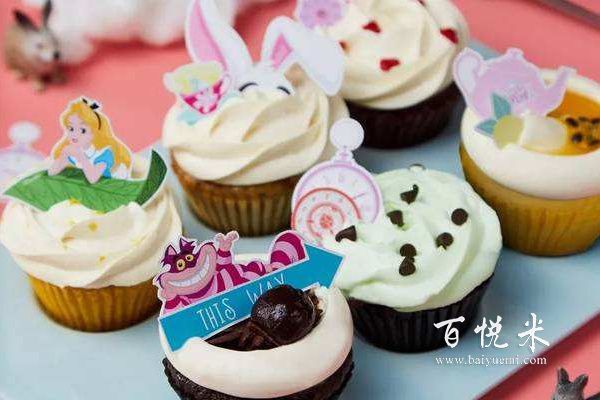 一款簡(jiǎn)單又好吃的紙杯蛋糕，給生活增添多點(diǎn)甜蜜
