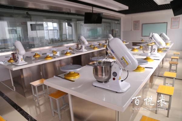 學西點是女生多還是男生多？女生學西點有哪些好處？