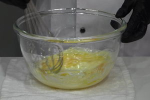 美味的水果生日蛋糕做法，水果生日蛋糕制作方法教程