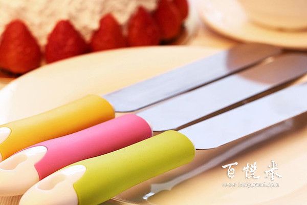 蛋糕烘焙新手的裱花入門課開課，認(rèn)識蛋糕裱花工具+初級手法