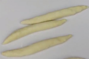 辮子面包的做法大全，辮子面包西點培訓圖文步驟教程