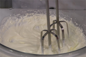 芒果雪媚娘的做法大全，芒果雪媚娘西點(diǎn)培訓(xùn)圖文步驟圖分享