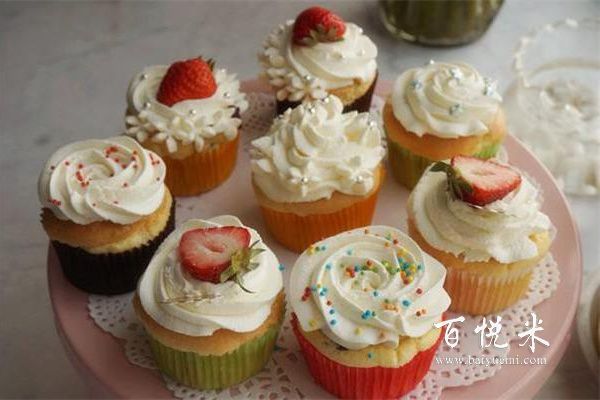 一款簡單又好吃的紙杯蛋糕，給生活增添多點甜蜜