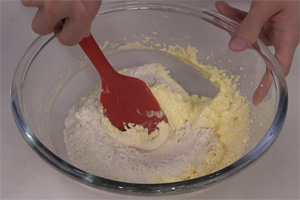 蔓越莓磅蛋糕的做法大全，蔓越莓磅蛋糕培訓(xùn)怎么做