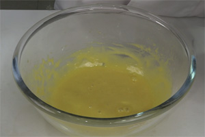 夢幻蛋糕卷的做法大全，夢幻蛋糕卷西點培訓(xùn)圖文步驟分享