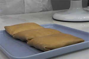 伯爵玫瑰班戟的做法大全，伯爵玫瑰班戟西點(diǎn)培訓(xùn)圖文教程分享