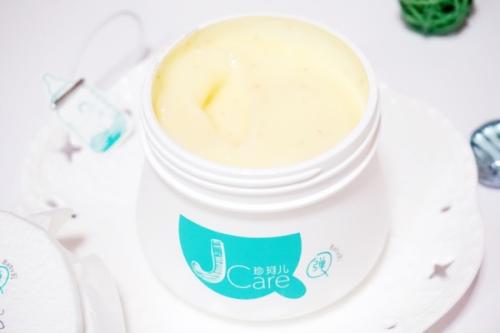 女人用來美白的蜂蜜酸奶面膜怎么做？