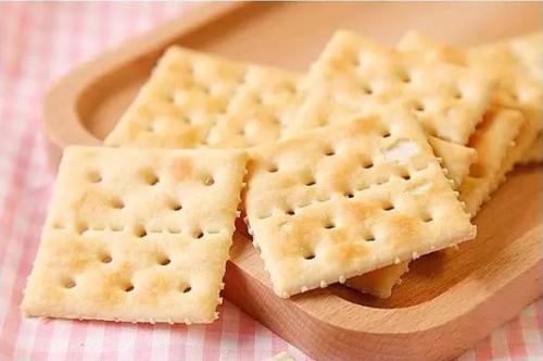 自制蘇打餅干要用到什么烘焙工具？