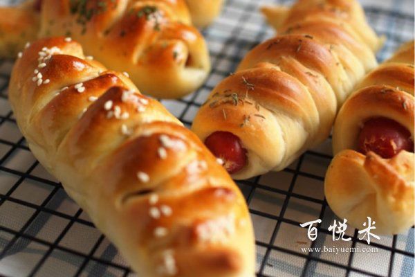 面包新語(yǔ)和85度c哪個(gè)品牌值得加盟？