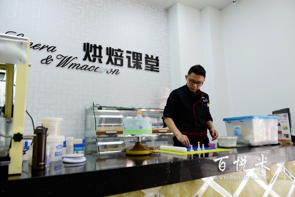 百悅西點(diǎn)烘焙培訓(xùn)學(xué)校地圖上的地址好找嗎？