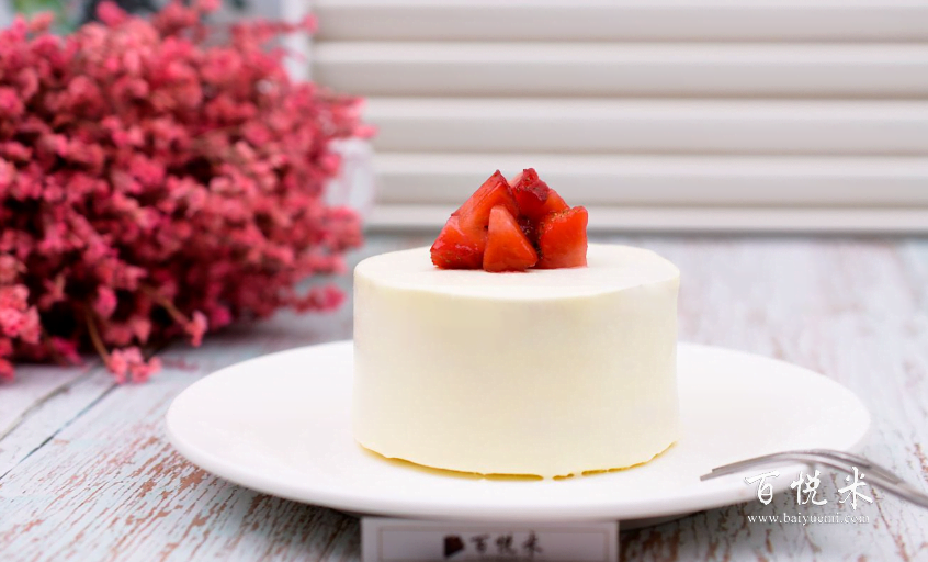 草莓蛋糕的做法難嗎？有人可以分享一下做法嗎？