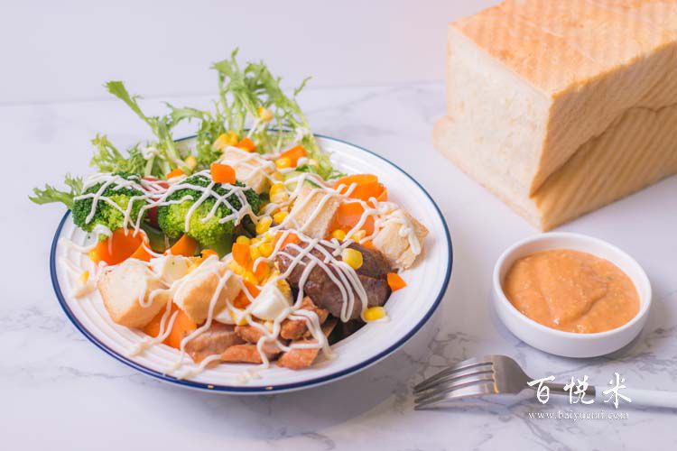 西餐沙拉中會(huì)用到什么蔬菜？哪一些蔬菜會(huì)經(jīng)常用？